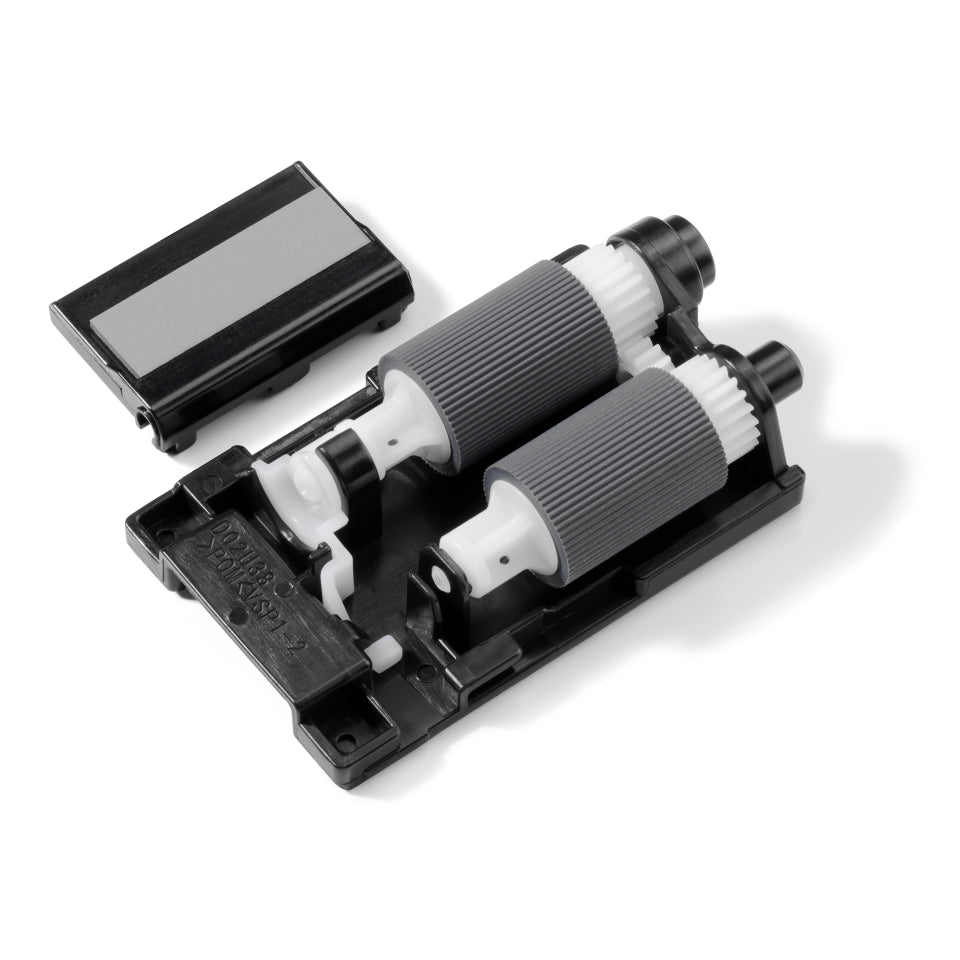 Brother PF-M5000 invoerrolset met zwarte rubberen rollen op een kunststof houder