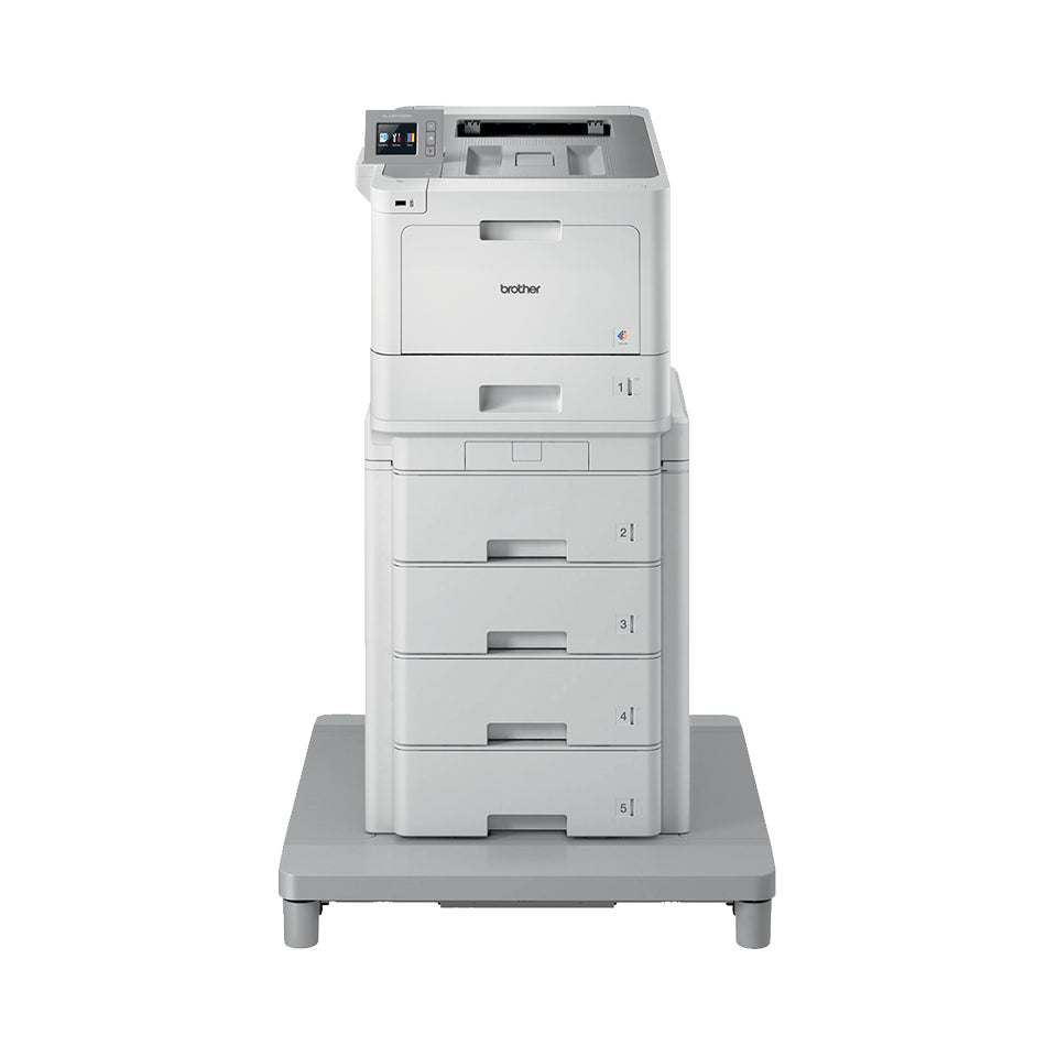 Printer op een toren van vier papierladen van 520 vel op een verrijdbare voet