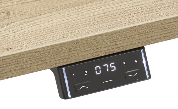 Memory-unit met digitale hoogteaanduiding en vier geheugenstanden onder het bureaublad