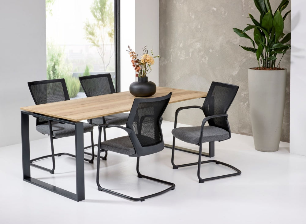 Cube directie bureau in kantooropstelling