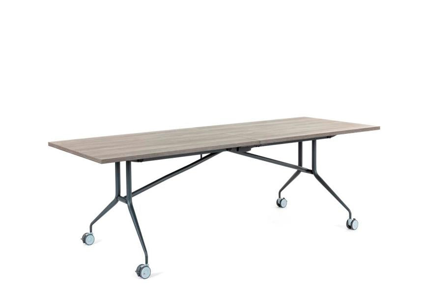 Vouwtafel Argo Libro van Mara met rechthoekig blad in houtdecor op een zwart kruisonderstel met wielen