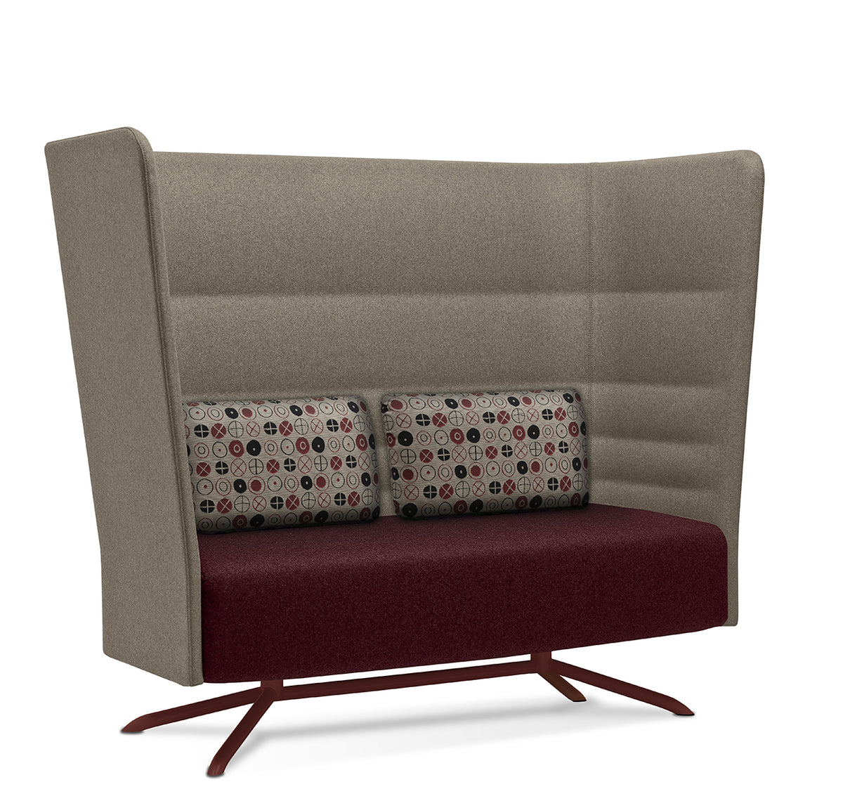 Cell 128 tweezitsbank in taupe met bordeauxrode zitting en twee gedessineerde rugkussens, op een bordeauxrood metalen onderstel