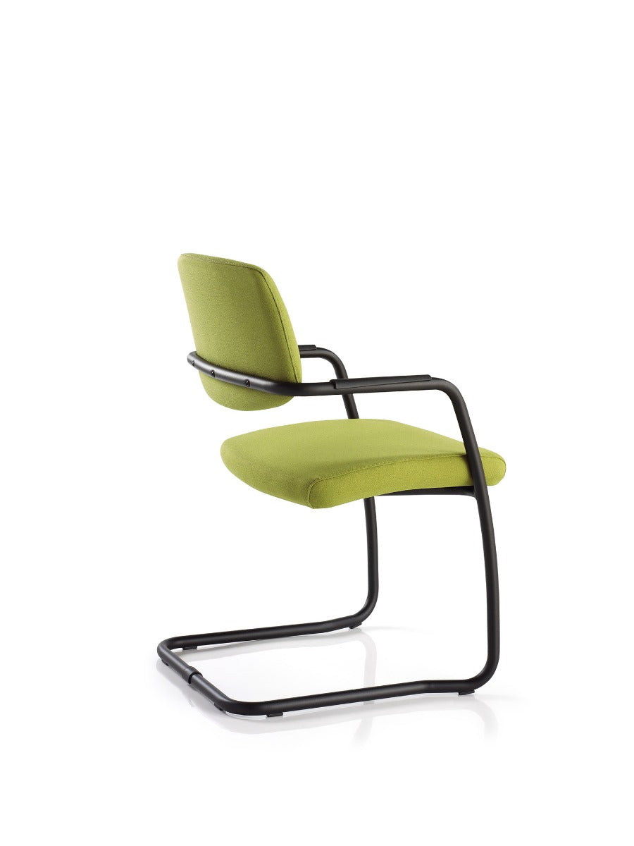 PASS 20 vergaderstoelen opgesteld