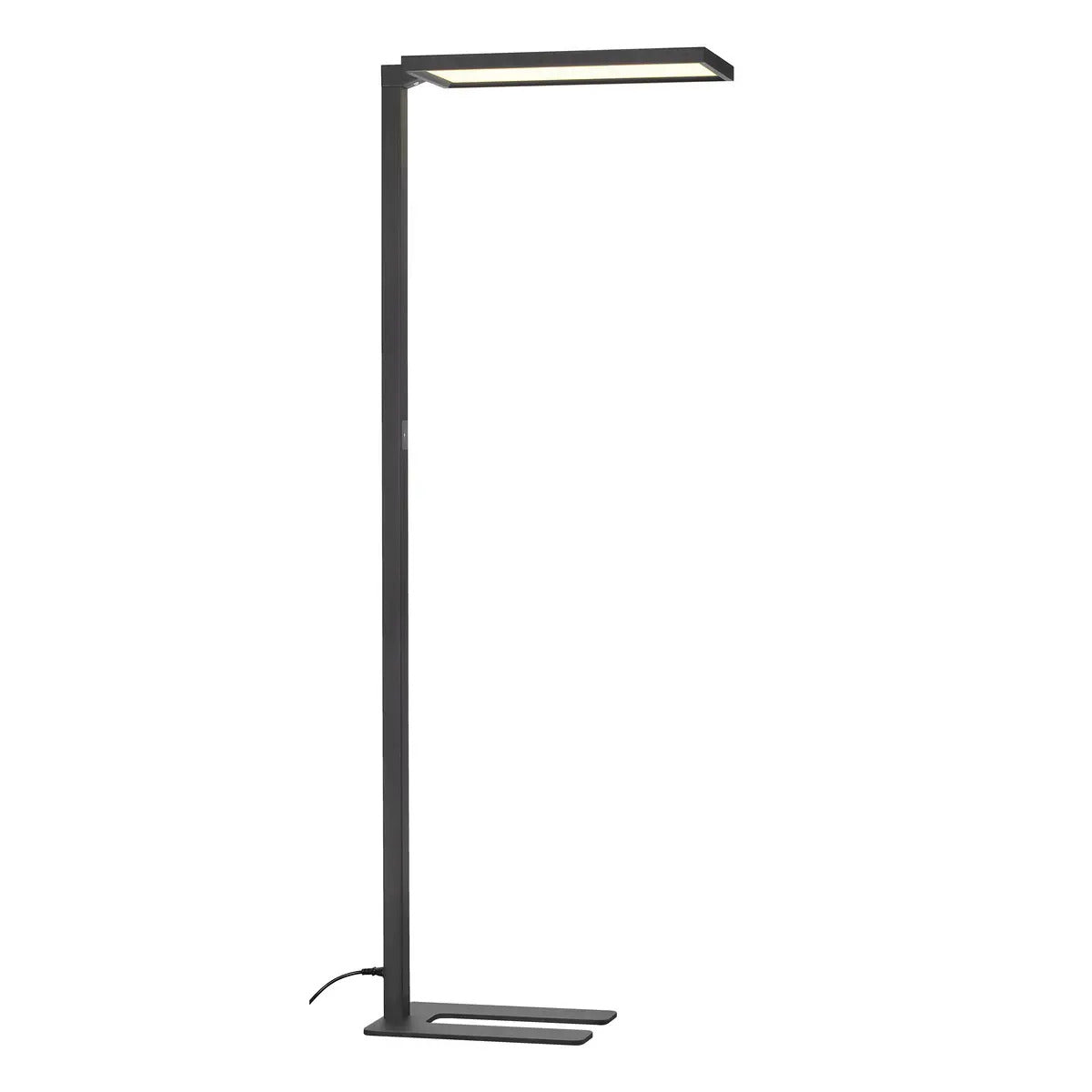 Slanke zwarte vloerlamp met langwerpige lichtkap en platte rechthoekige voet