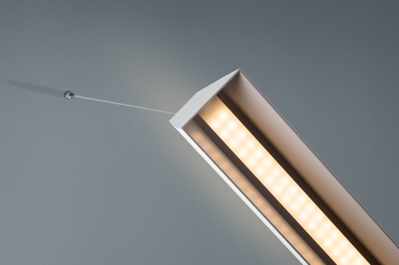 Onderaanzicht van de witte kap met de lichtlijn
