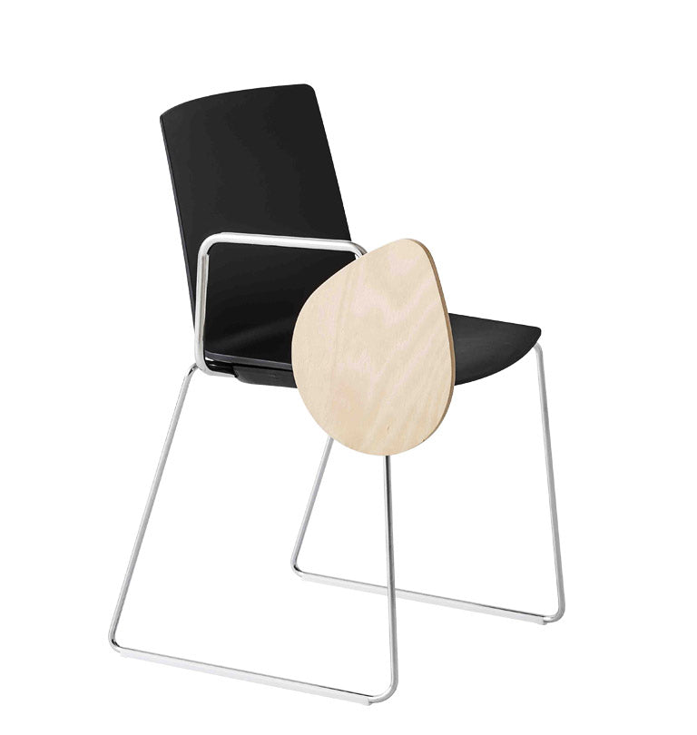 Jubel vergaderstoel in zwart met houten schrijfblad op een sledeframe