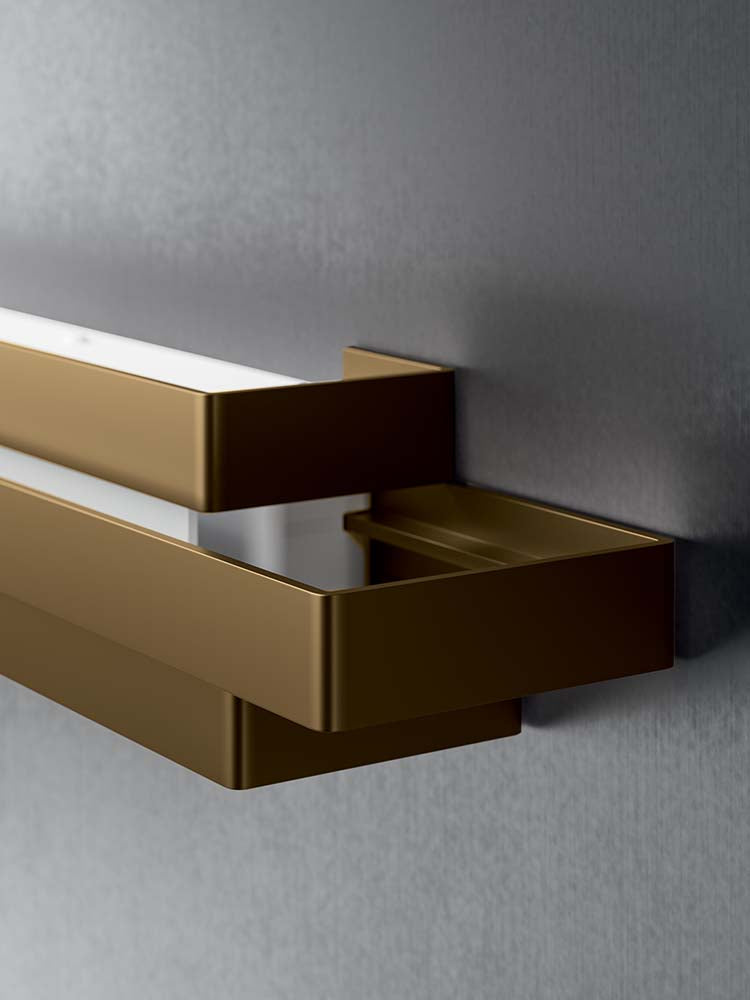 Escape wandlamp in goud met lichtspleet