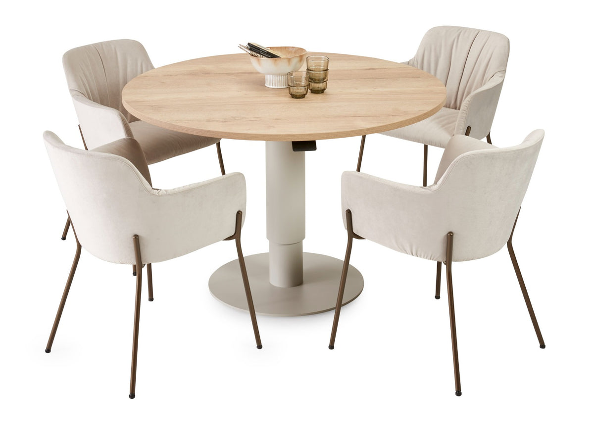 Follow meeting met rond blad en vier stoelen