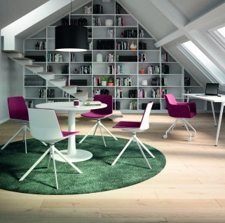 Q4 ronde vergadertafel, detail trompetpoot