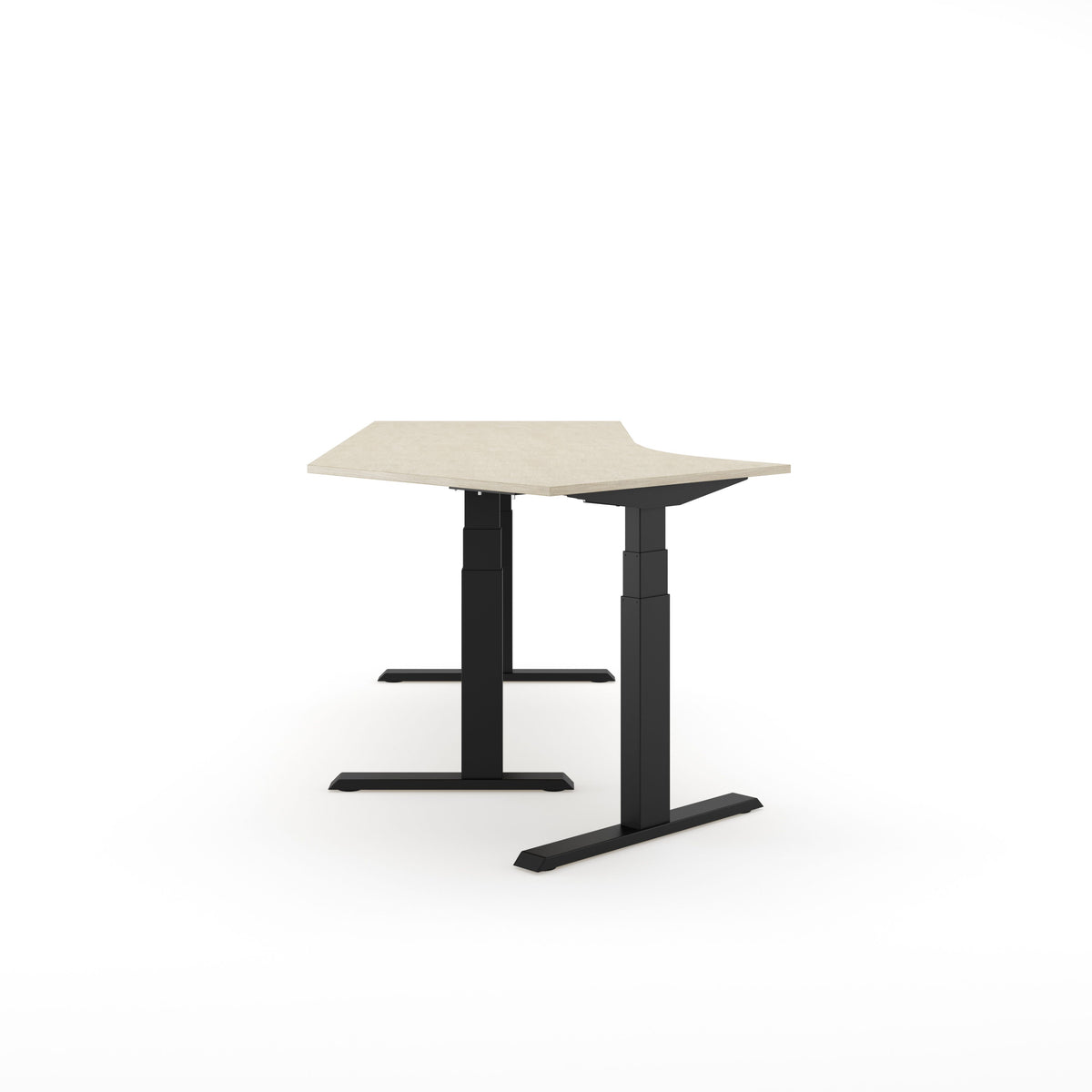 Elektrisch hoekbureau SF 670 135 graden met blad in licht eikendecor op een zwart T-frame