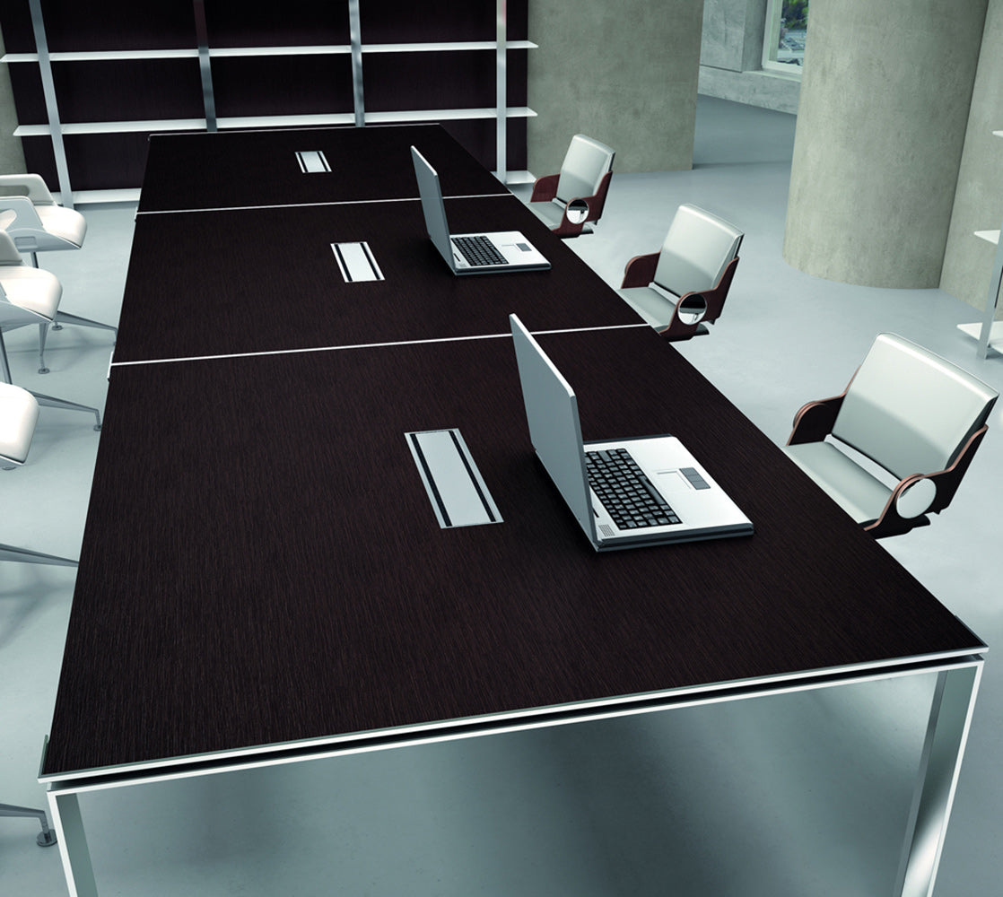 X7 vergadertafel, detail bladrand