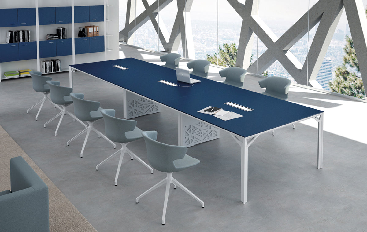 X8 vergadertafel in lange uitvoering